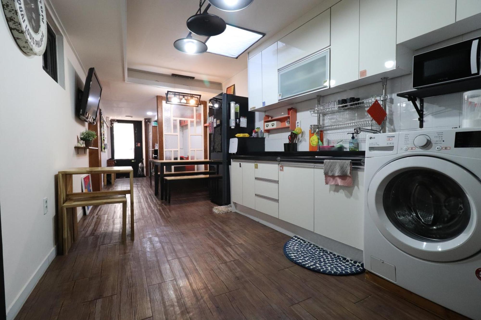 Just4U Guesthouse Сеул Екстер'єр фото