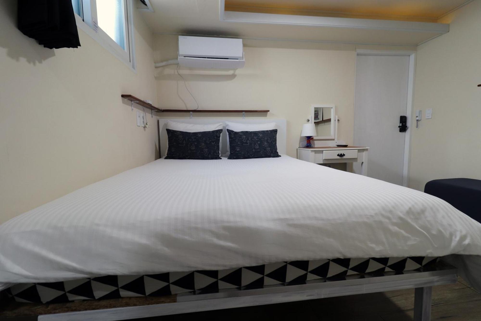 Just4U Guesthouse Сеул Екстер'єр фото